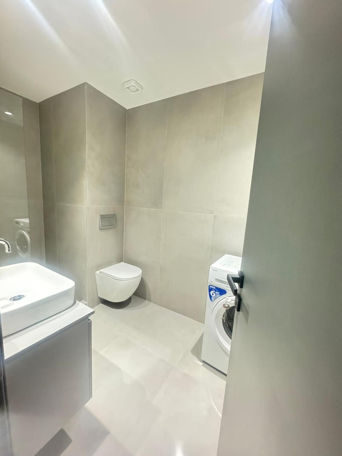Luna-Your Urban Stay Thessaloniki Exterior photo