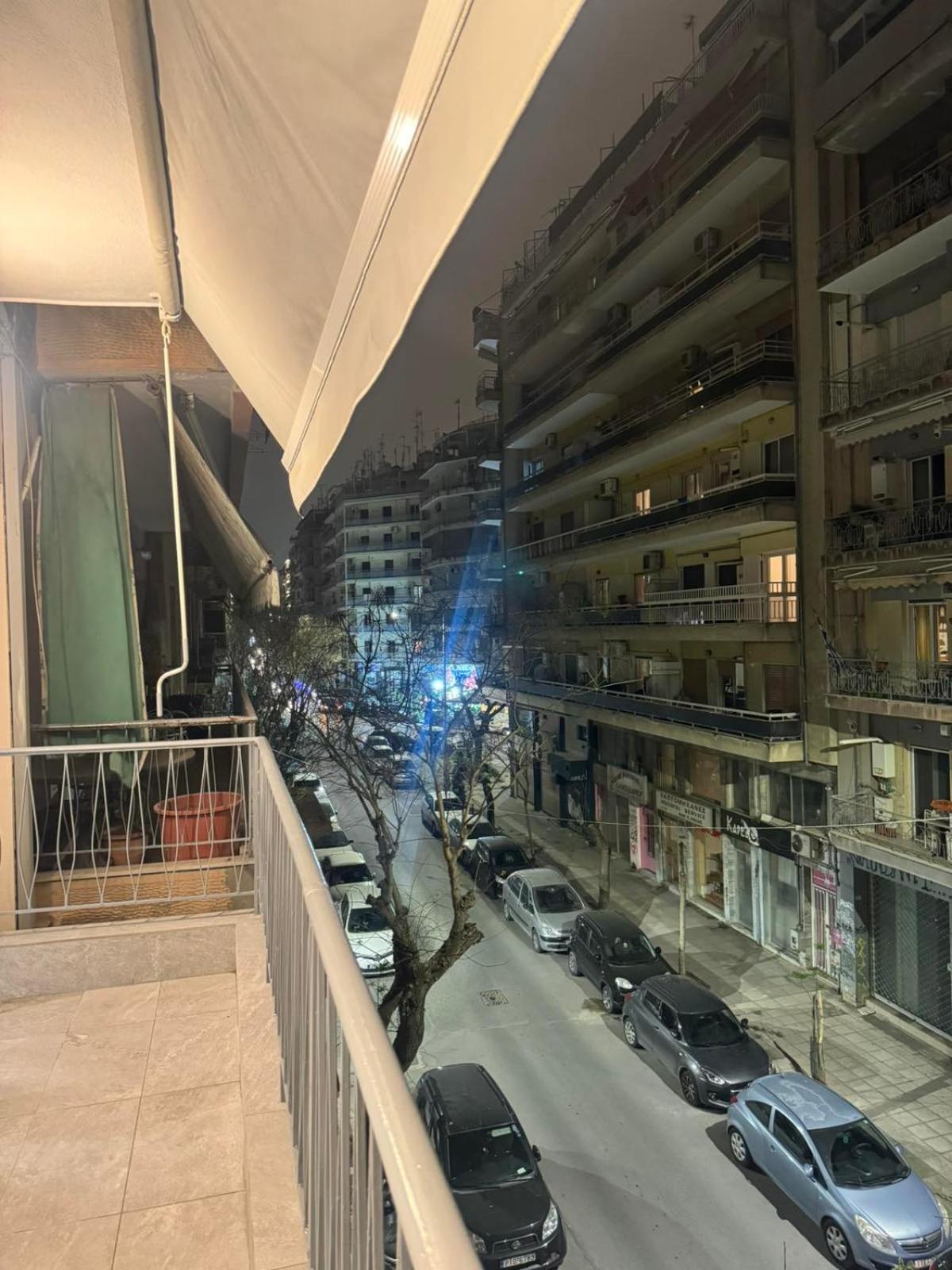Luna-Your Urban Stay Thessaloniki Exterior photo
