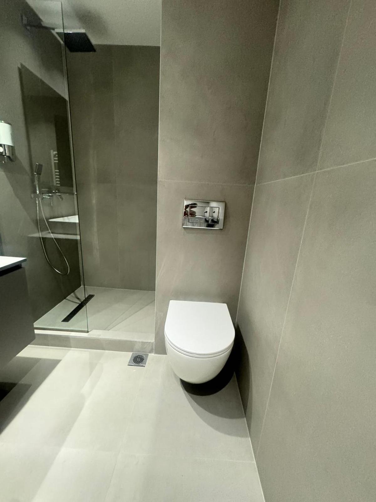 Luna-Your Urban Stay Thessaloniki Exterior photo